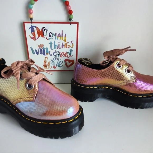 Dr. Martens Holly Pink Iridescent Leather Platform Boots Shoes Womens Size 7 NEW - Picture 7 of 10
